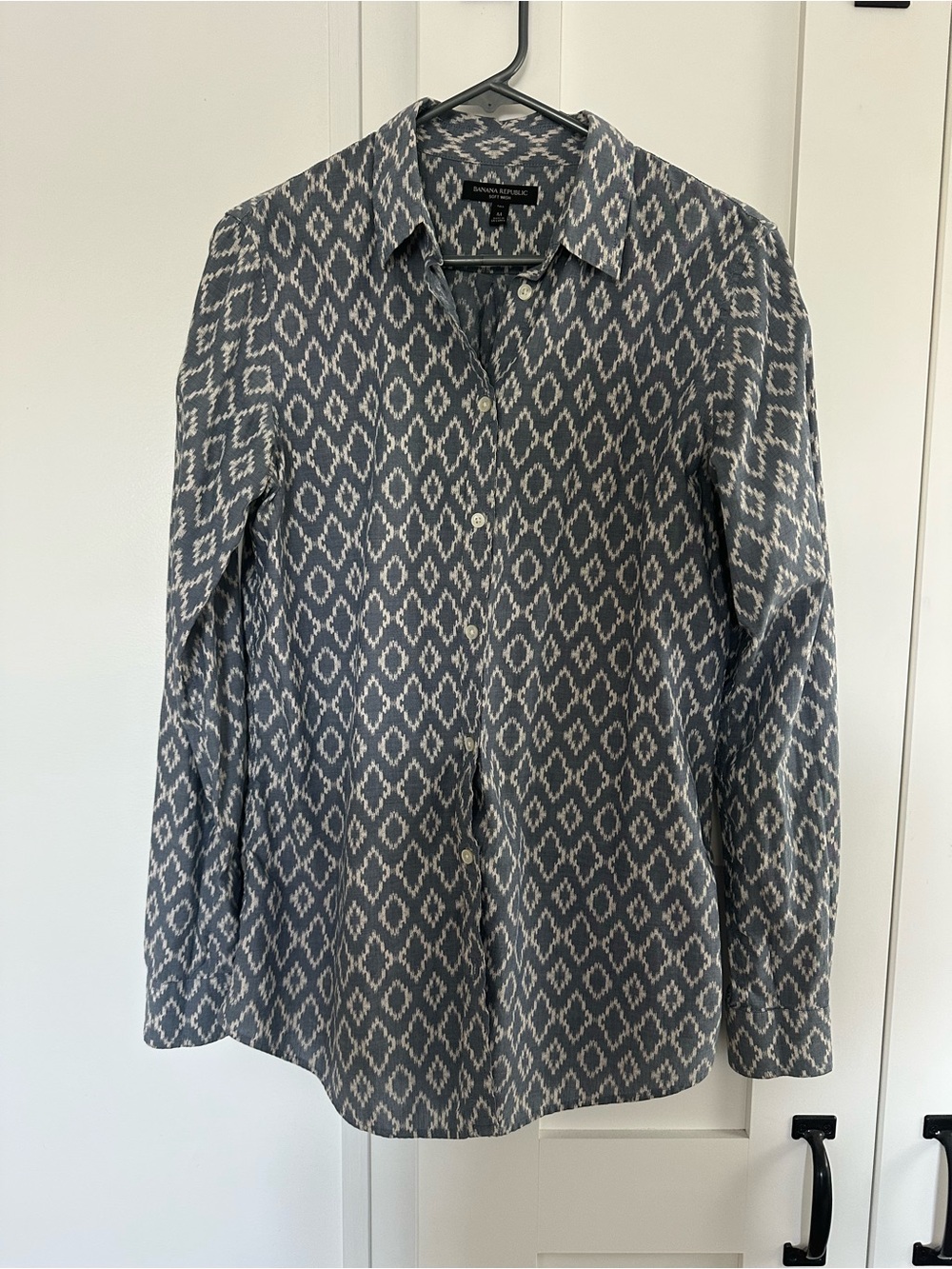 Banana Republic Blue & White Geometric Button-Down Shirt, Size Medium Tall